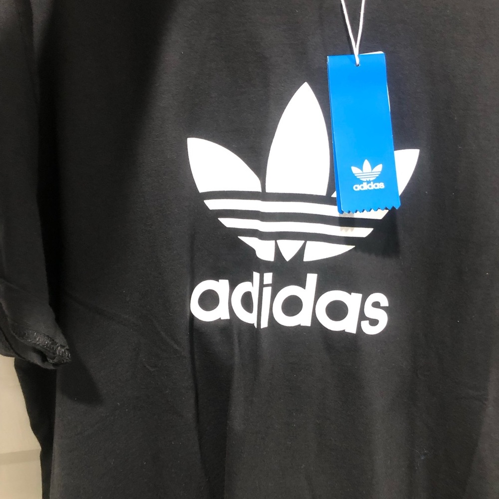 ✅ Brand NWT Authentic Adidas Athletic T-shirt size Men’s Medium✅ - Picture 7 of 10